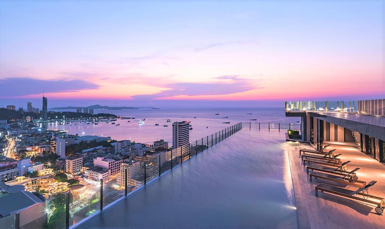 Central Pattaya Condo High Floor With A View Exterior photo