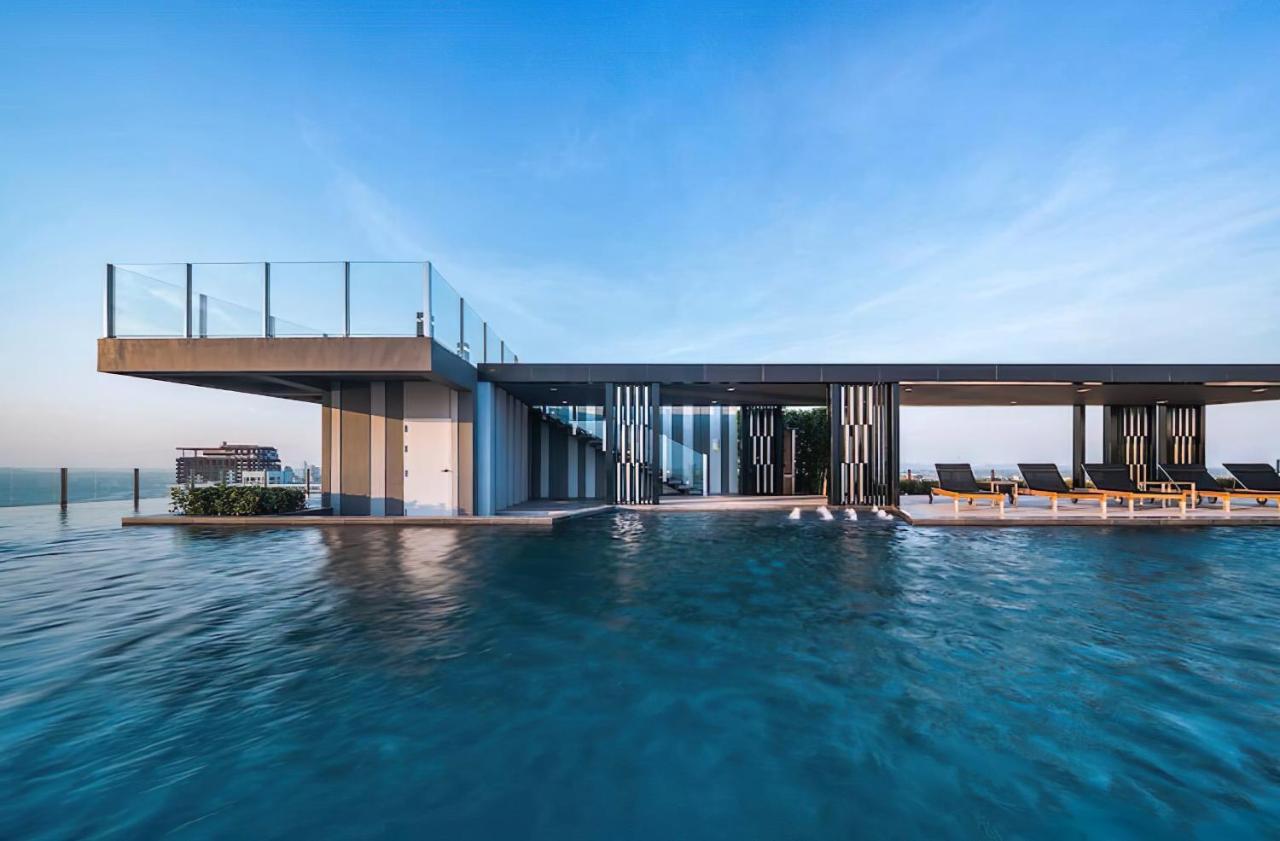 Central Pattaya Condo High Floor With A View Exterior photo