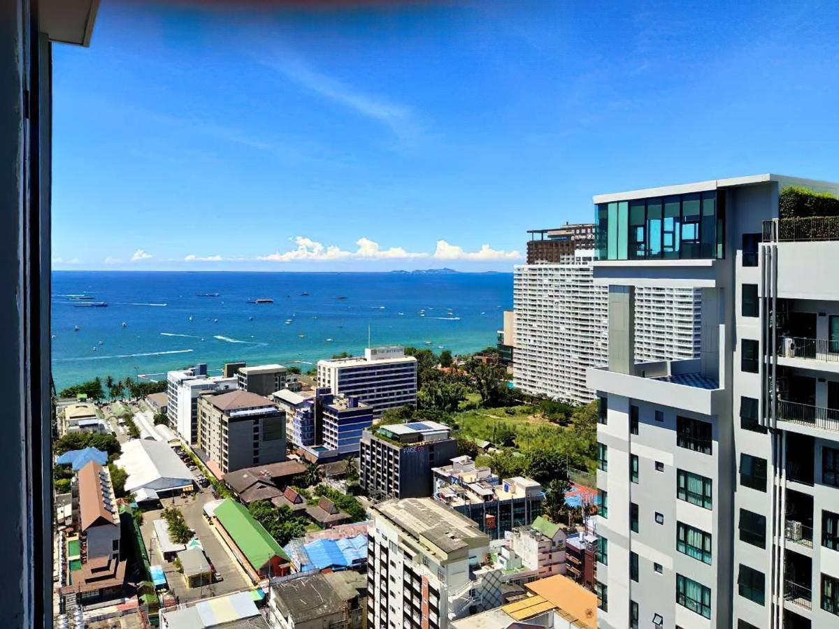 Central Pattaya Condo High Floor With A View Exterior photo